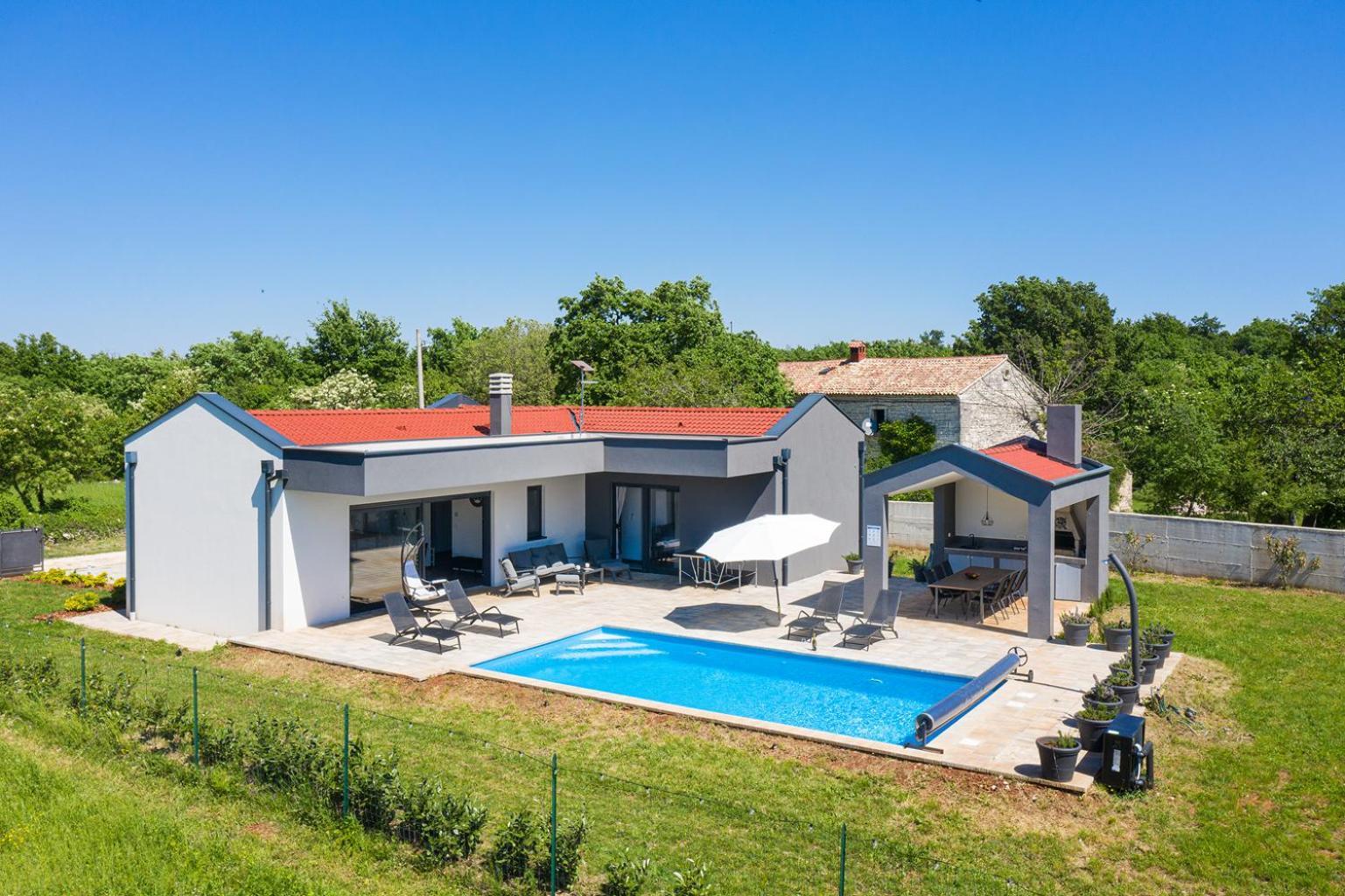 Marčana Vila Nora With Heated Pool מראה חיצוני תמונה